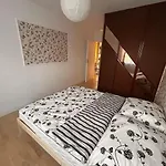 Przestronny